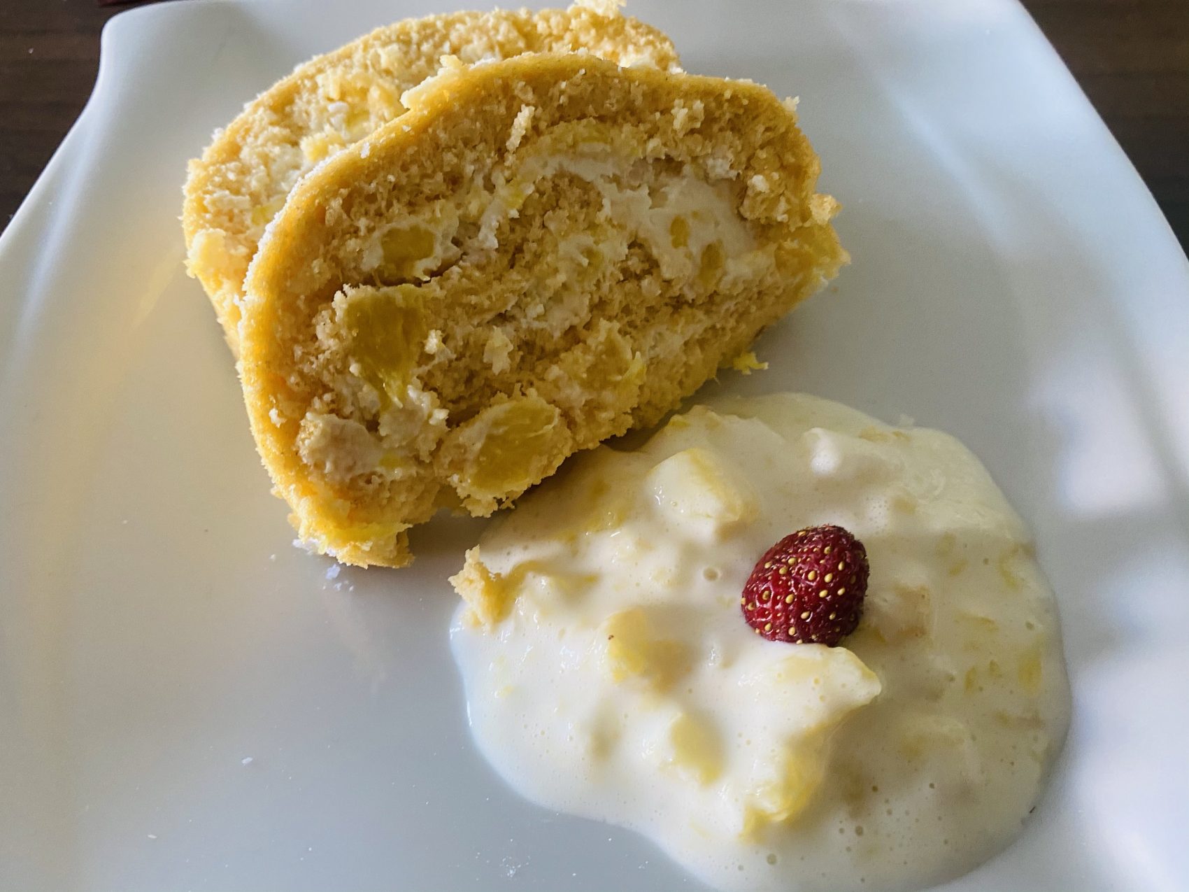 karibische Biskuitroulade