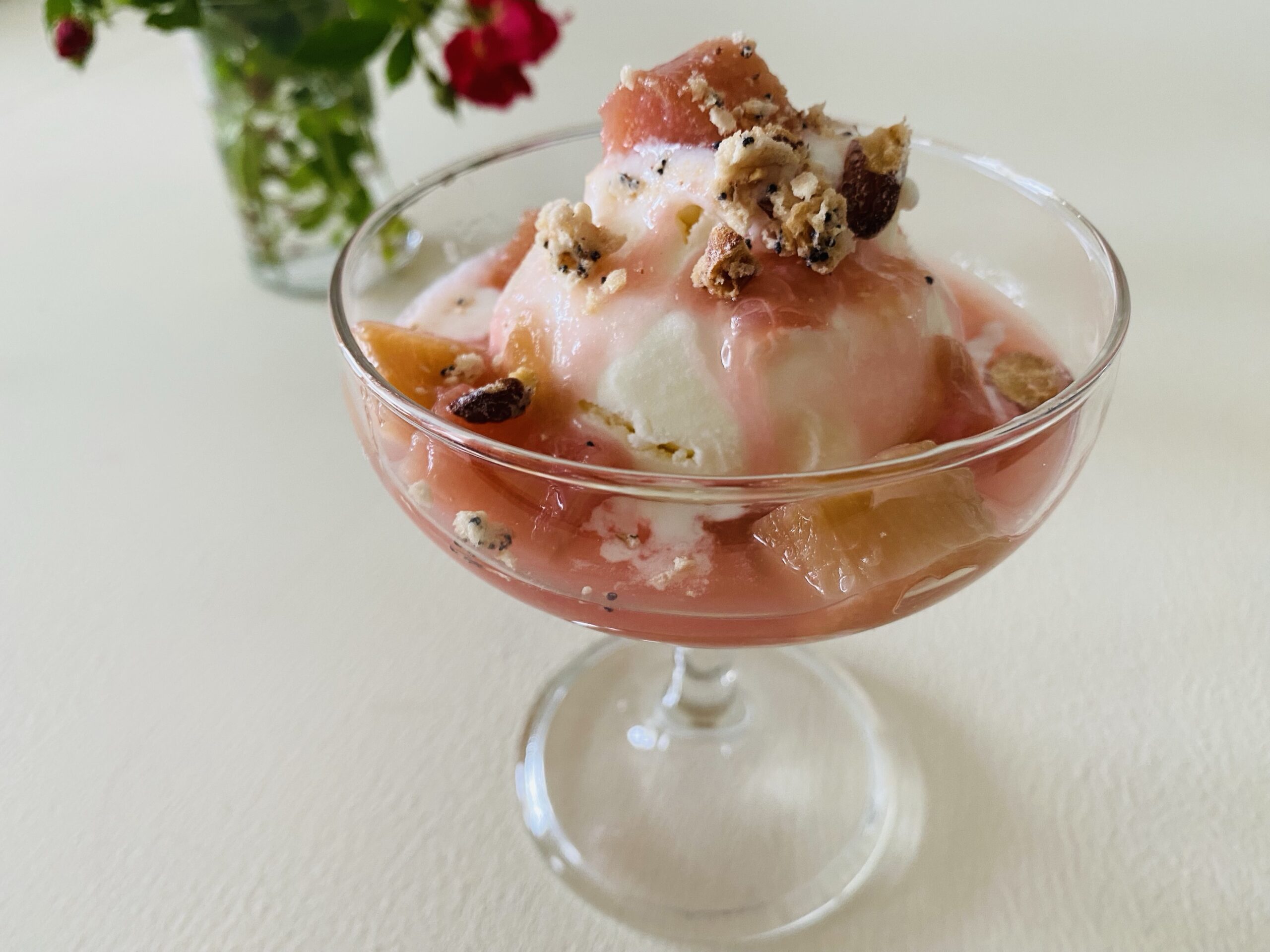 Rhabarber Kompott mit Eis